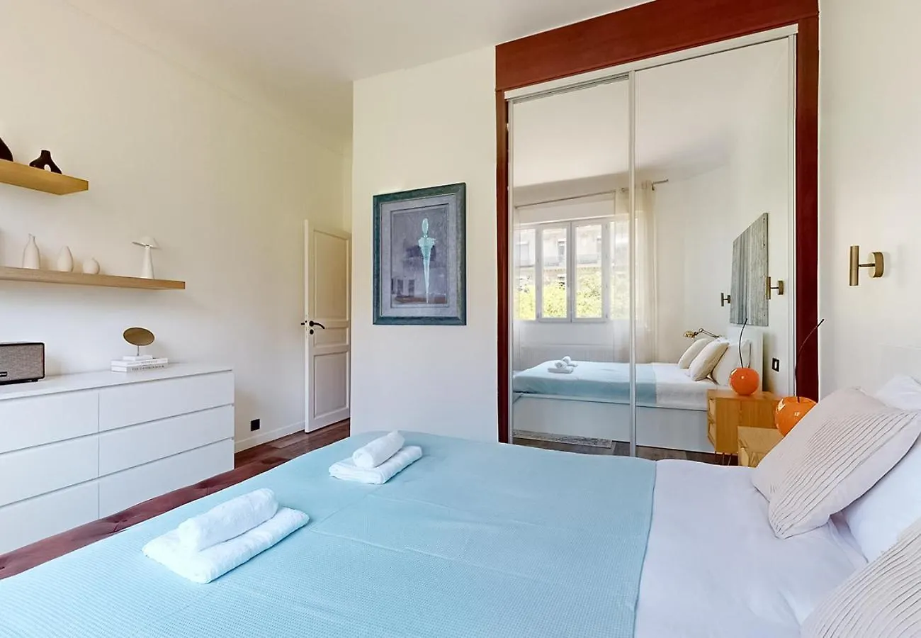 Apartment Signature Champs Elysees Paris