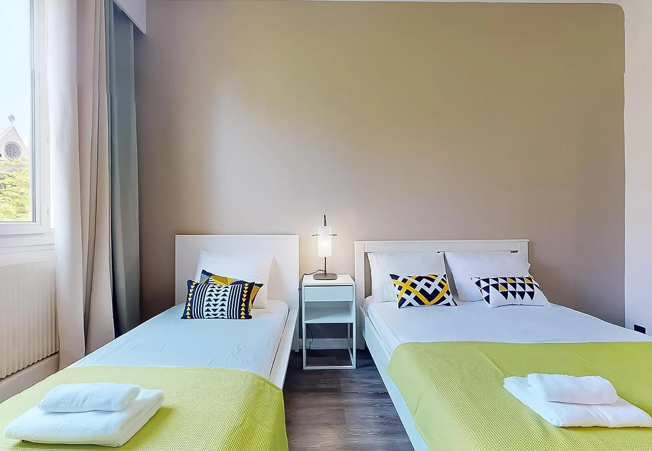 Apartment Signature Champs Elysees Paris